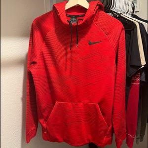 Nike Therma Hoodie
